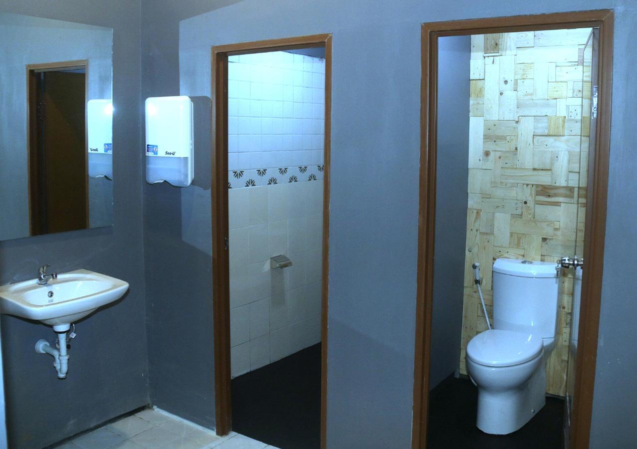 מאלאנג Woodlot Hostel מראה חיצוני תמונה