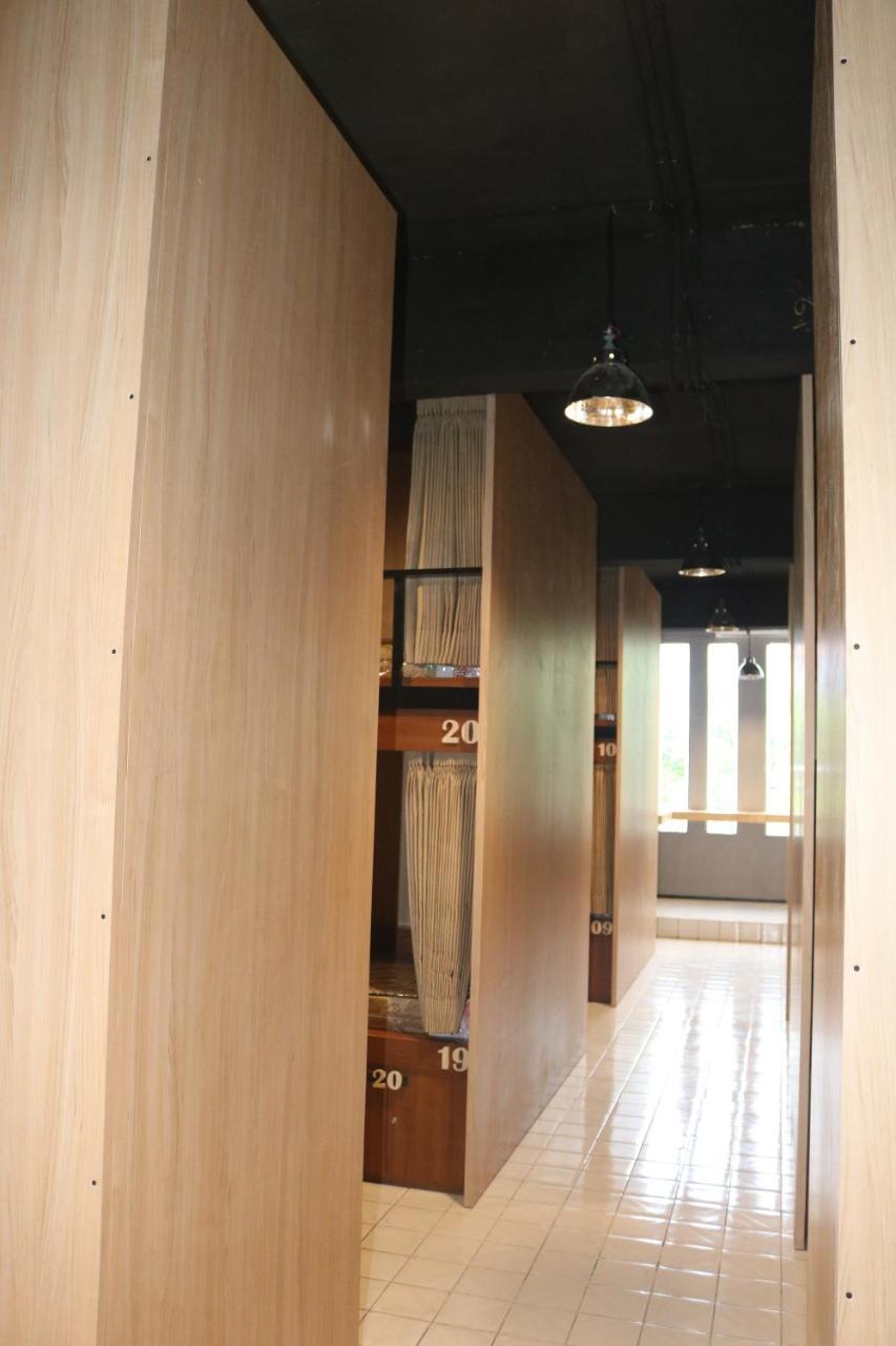 מאלאנג Woodlot Hostel מראה חיצוני תמונה